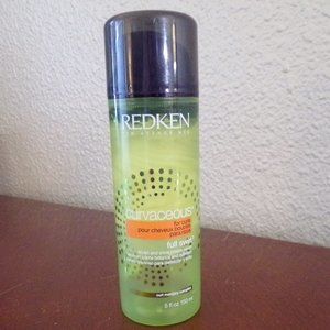 Redken Curvaceous Full Swirl Sculp and Shine Cream Serum